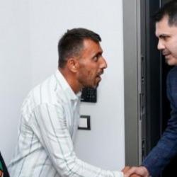 Bakan Kurum 100 bininci deprem konutuna misafir oldu
