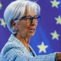 ECB Başkanı Lagarde'dan faiz mesajı