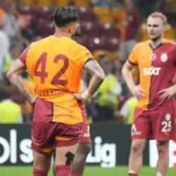 Galatasaray savunmada alarm veriyor