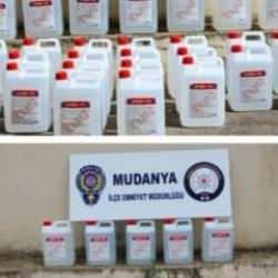 Kaçakçılıkta kargo yöntemi: 260 litre sahte alkol ele geçirildi 