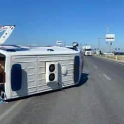 Manisa'da ambulans ile hafif ticari araç çarpıştı: Yaralılar var!