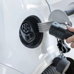 Norveç'te elektrikli araç sayısı benzinli araçların sayısını geçti!