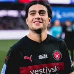 "Özgür Filistin" diye bağıran milli futbolcumuza saldırı!