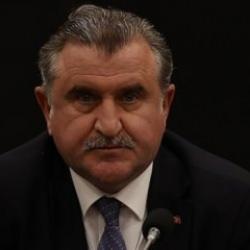 Bakan Bak: Kariyer ve motivasyon kampları başlıyor