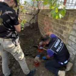 Toprak altında 10 milyon TL'lik uyuşturucu ele geçirildi