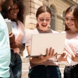 Z Kuşağının %69’u kendi değerlerini paylaşan markalara yakınlık gösteriyor