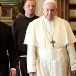 Zelenskiy, Papa Franciscus ile bir araya geldi