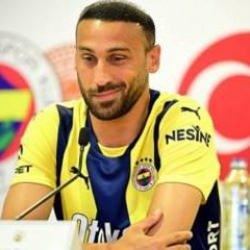 Ayrılık iddiaları çıkmıştı! Cenk Tosun kararını verdi