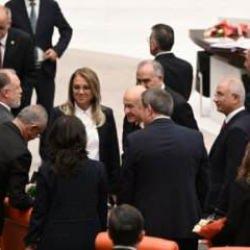 Bahçeli’nin araladığı “Barış Kapısı”nı açabilecek miyiz