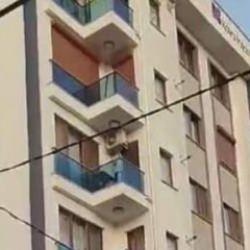 İstanbul'da feci olay! 40 günlük bebeği camdan attı