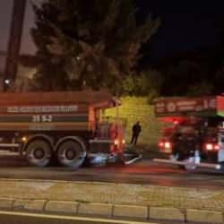 İzmir'in Gaziemir ilçesindeki orman yangını kontrol altına alındı