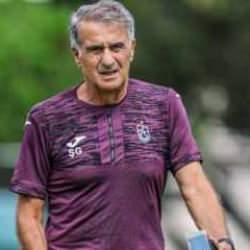 Şenol Güneş, Türk futbol tarihine geçiyor!