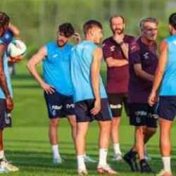 Trabzonspor'da birçok futbolcuyla yollar ayrılıyor