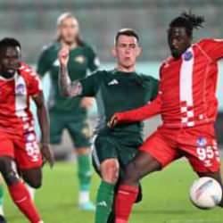 1. Lig'de 4 gollü maç! Esenler Erokspor 3 puanı uzatmada kaçırdı
