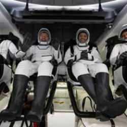 260 gün uzayda mahsur kaldılar