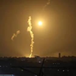 İsrail Gazze’nin kuzeyinde evi vurdu..10 şehit çok sayıda yaralı!