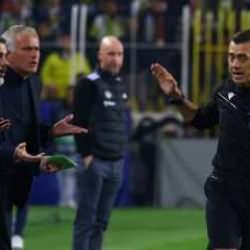 Şok beraberlik sonrası Jose Mourinho'yu hedef aldılar: Bir asır sürdü