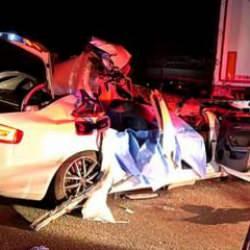 Anadolu Otoyolu'nda feci kaza! L&uuml;ks ara&ccedil; kullanılamaz hale geldi: 2 kadın &ouml;ld&uuml;