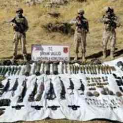 Son dakika: Y&uuml;zlerce kilo patlayıcı ele ge&ccedil;irildi!