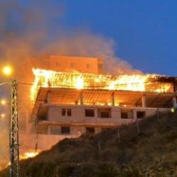 Hatay'da inşaatta çıkan yangın söndürüldü
