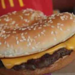 McDonald's'ın küresel satışları üçüncü çeyrekte de geriledi