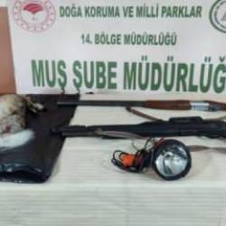 Muş'ta yasak b&ouml;lgede avlanan 2 kişiye 52 bin 236 TL para cezası