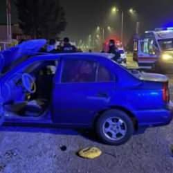 Tekirdağ'da otomobil bariyerlere çarptı! Yaralılar var