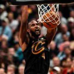 NBA'de Cleveland evinde Lakers'ı yendi, 5'te 5 yaptı