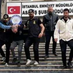 61 yıl hapis cezası bulunan dolandırıcı yakalandı: 400 bin telefon numarası kaydı bulundu