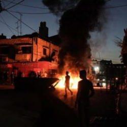 Batı Şeria'da İsrailli zulm&uuml;! En az 6 ara&ccedil; ateşe verildi!