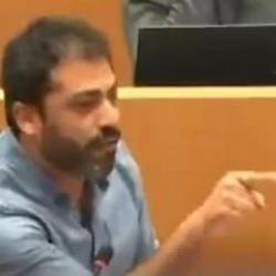 Bel&ccedil;ikalı milletvekili, Meclis'e gelen İsrail b&uuml;y&uuml;kel&ccedil;isini yerin dibine soktu!