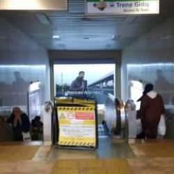 Taksim Metrosu'nda yürüyen merdiven ve çalışmayan asansör çilesi devam ediyor