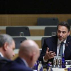 T&uuml;rkiye'den 100 milyar dolarlık mesaj! Bakan Bayraktar: En &ouml;nemli alanlardan biri
