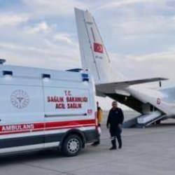 Ambulans u&ccedil;ak 6 aylık Delal bebeği Ankara'ya sevk etti
