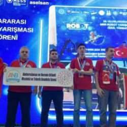 Bağcılarlı öğrencilerden büyük başarı