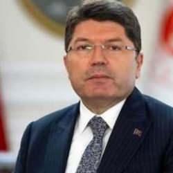 Bakan Tunç'tan CHP'li belediyelere soruşturma açıklaması