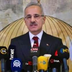 Bakan Uraloğlu “Yüreği̇mde Fi̇li̇sti̇n” konulu anma pulu tanıtım töreni̇nde konuştu