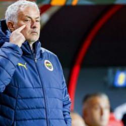 Fenerbahçe'de sistem değişecek mi? Mourinho açıkladı