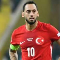 Hakan Çalhanoğlu: Sakatlık durumum yarın belli olacak