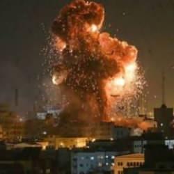 İsrail Suriye'nin başkenti Şam'a saldırdı