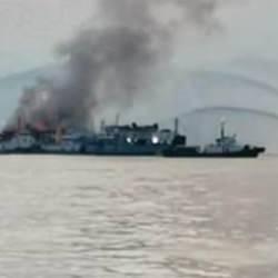 Savaş gemisinde yangın paniği: 1 kişi kayıp