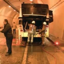 Son dakka: Seyir halindeki İETT'de yangın çıktı!