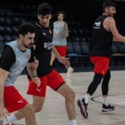 12 Dev Adam'ın Macaristan maçı kadrosu açıklandı