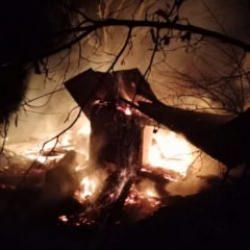 Artvin'de iki katlı ahşap evde yangın