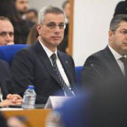 CHP ve DEM Partililer yenidoğan skandalını ortaya çıkaran Memişoğlu'nun istifasını istedi