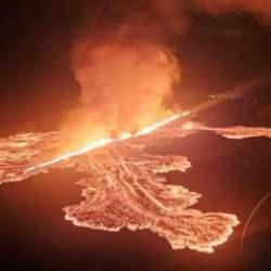 İzlanda diken üstünde! Son bir yılda yedinci patlama