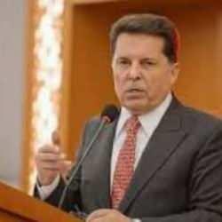 Esenyurt Belediye mercek altında: FETÖ'cü yeğenden 'böcek' siparişi!