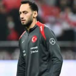 Hakan Çalhanoğlu kötü haberi kendisi duyurdu