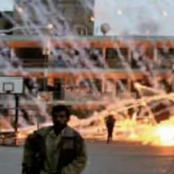 İsrail, Lübnan'da yasaklı fosfor bombası kullandı