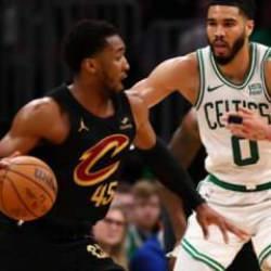 NBA'de Cavaliers'ın 15 maçlık galibiyet serisi sona erdi